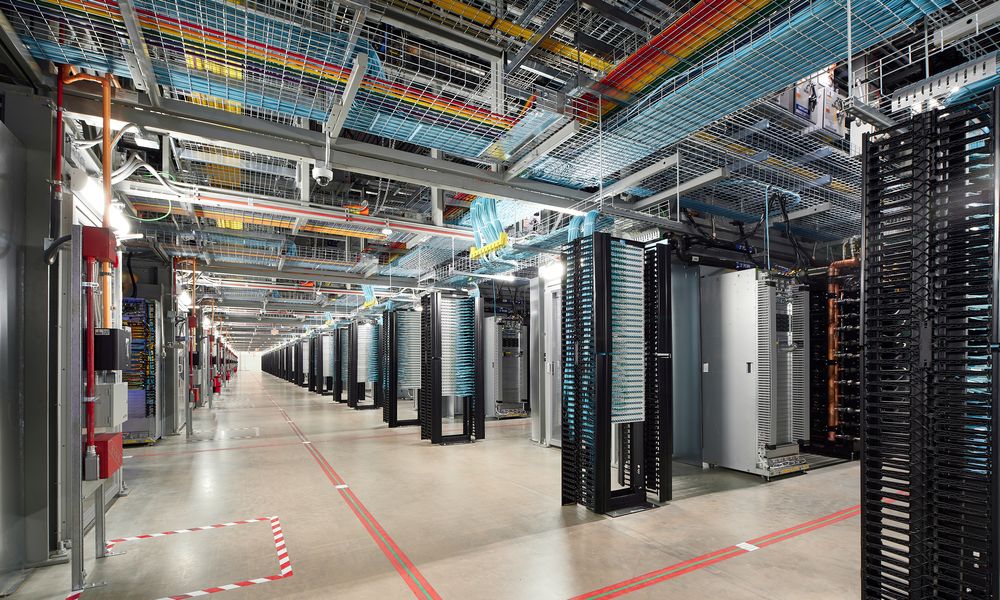 Cooling intelligence and data flow visualization