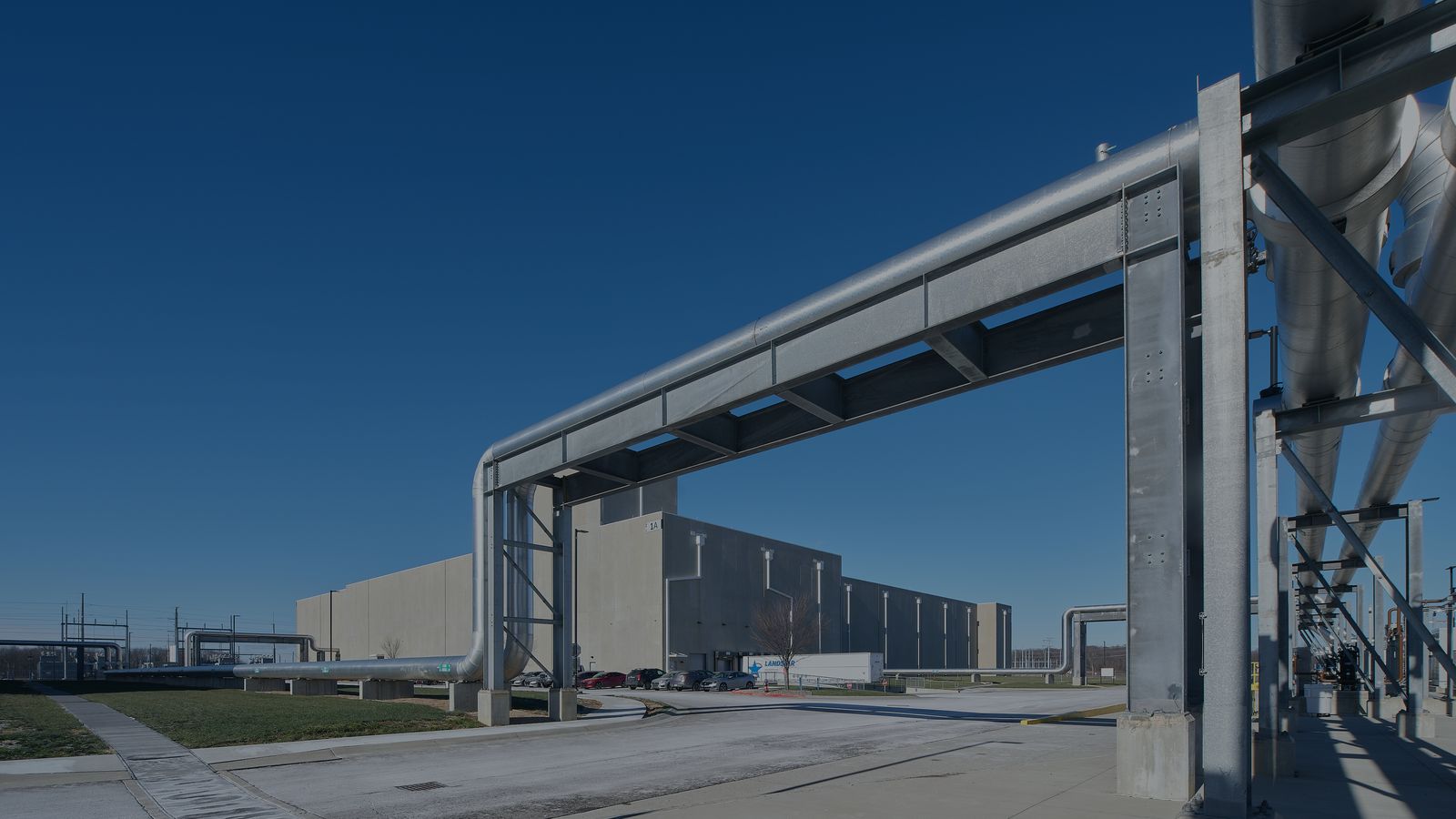 Data centre cooling infrastructure and exterior